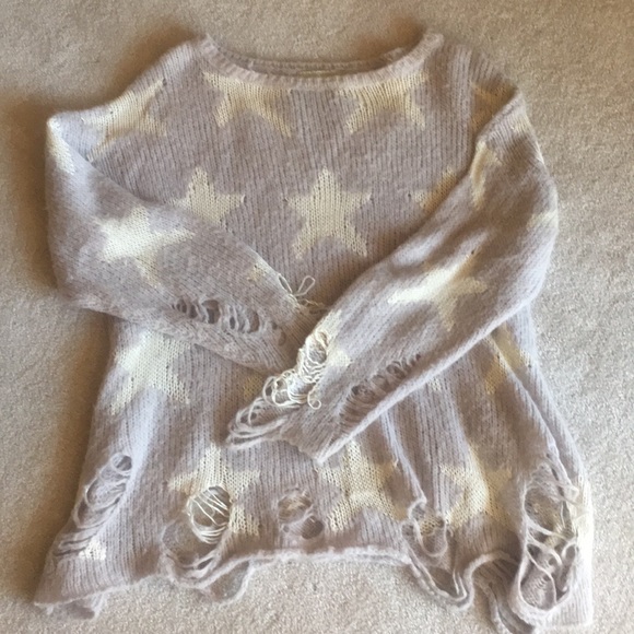 🌟SOLD🌟 Wild Fox Seeing Stars Sweater - Picture 3 of 4